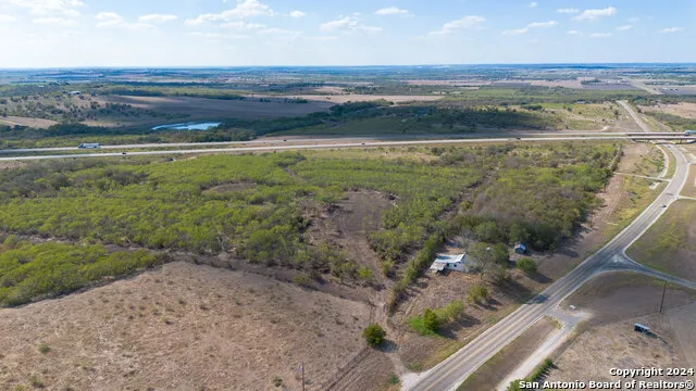 13004 FM 3353 Kingsbury, TX 78638