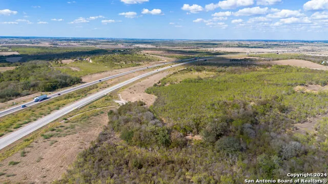 13004 FM 3353 Kingsbury, TX 78638
