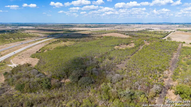 13004 FM 3353 Kingsbury, TX 78638