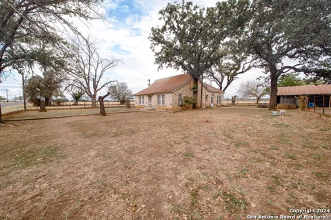 7400 State Highway 27