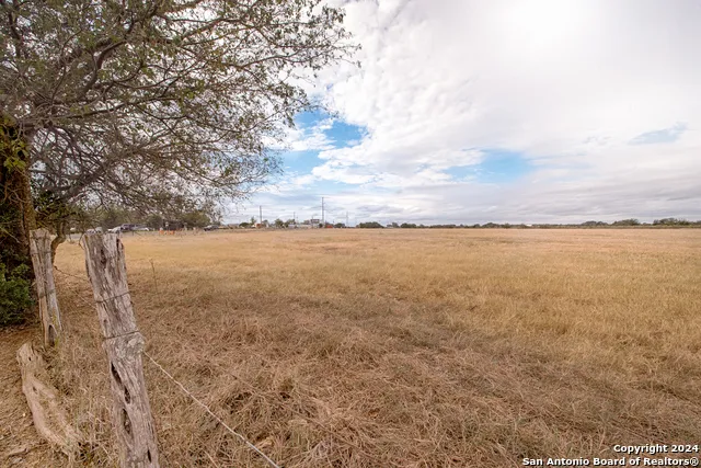 7400 State Highway 27 Comfort, TX 78013