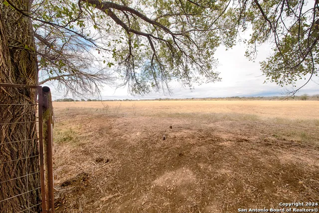 7400 State Highway 27 Comfort, TX 78013