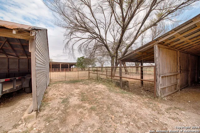 7400 State Highway 27 Comfort, TX 78013