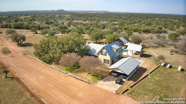19316 Ranch Road 1871 Mason, TX 76856