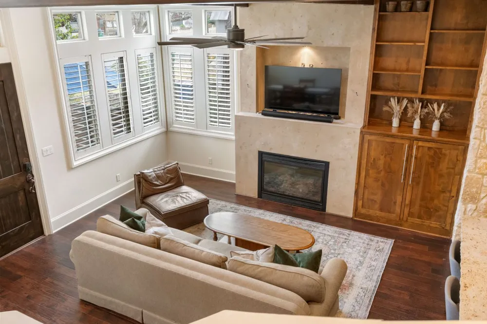 2002 Kinney Avenue #A Austin, TX 78704