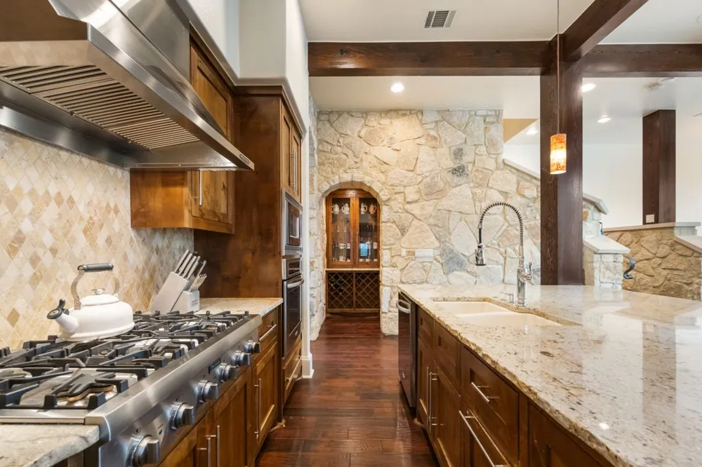 2002 Kinney Avenue #A Austin, TX 78704