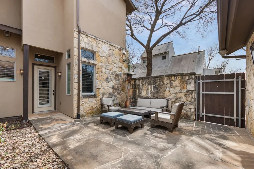 2002 Kinney Avenue #A Austin, TX 78704