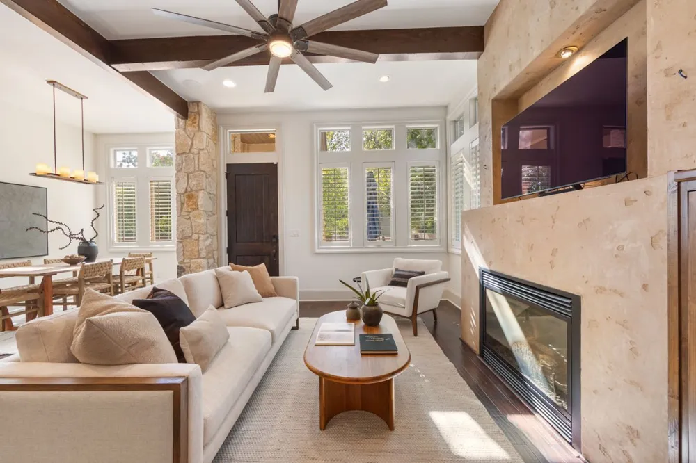 2002 Kinney Avenue #A Austin, TX 78704