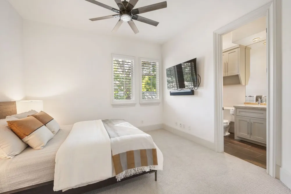 2002 Kinney Avenue #A Austin, TX 78704