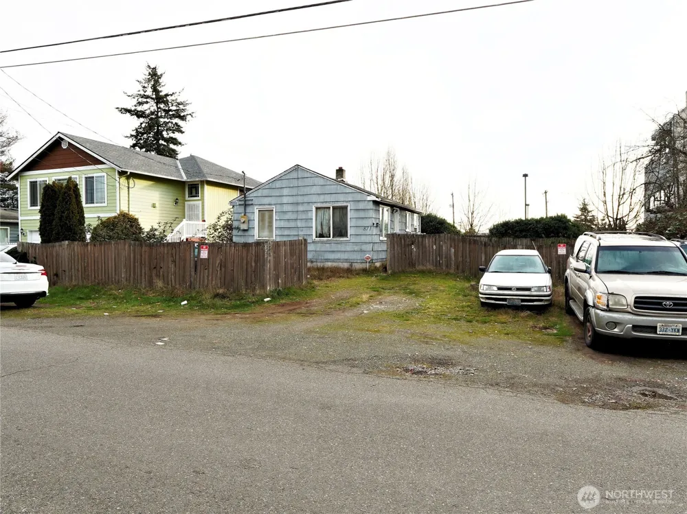 13502 Ambaum Boulevard SW Burien, WA 98146