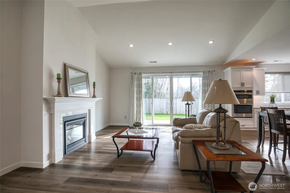 28 Roup Road Montesano, WA 98563