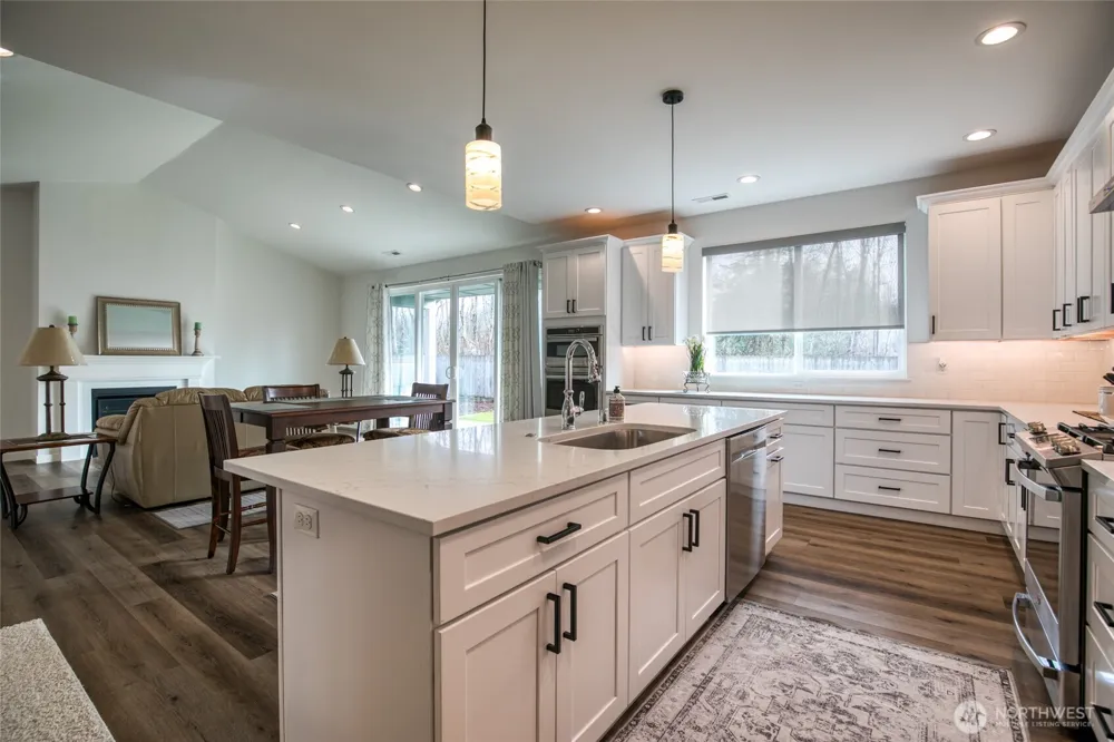 28 Roup Road Montesano, WA 98563