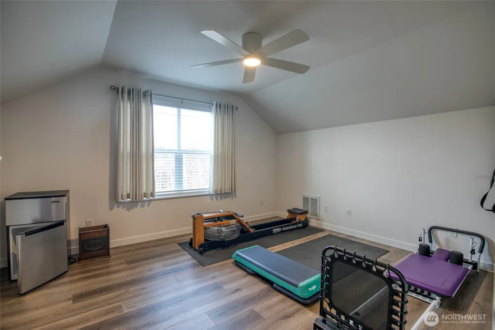 28 Roup Road Montesano, WA 98563