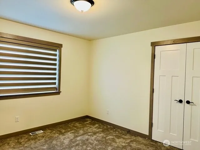 519 7th Avenue NW Napavine, WA 98532