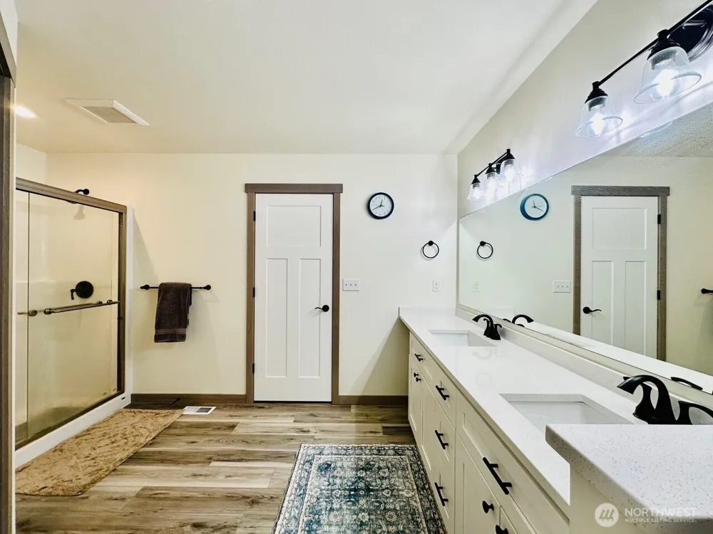 519 7th Avenue NW Napavine, WA 98532