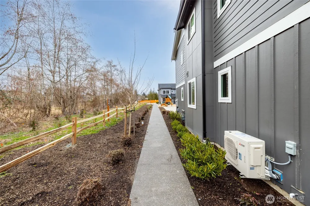 1515 Waugh Road #B Mount Vernon, WA 98273