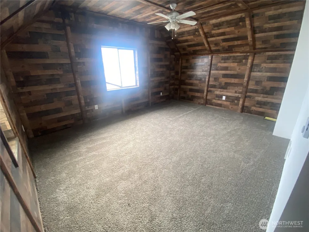 200 Watson Street NW Creston, WA 99117