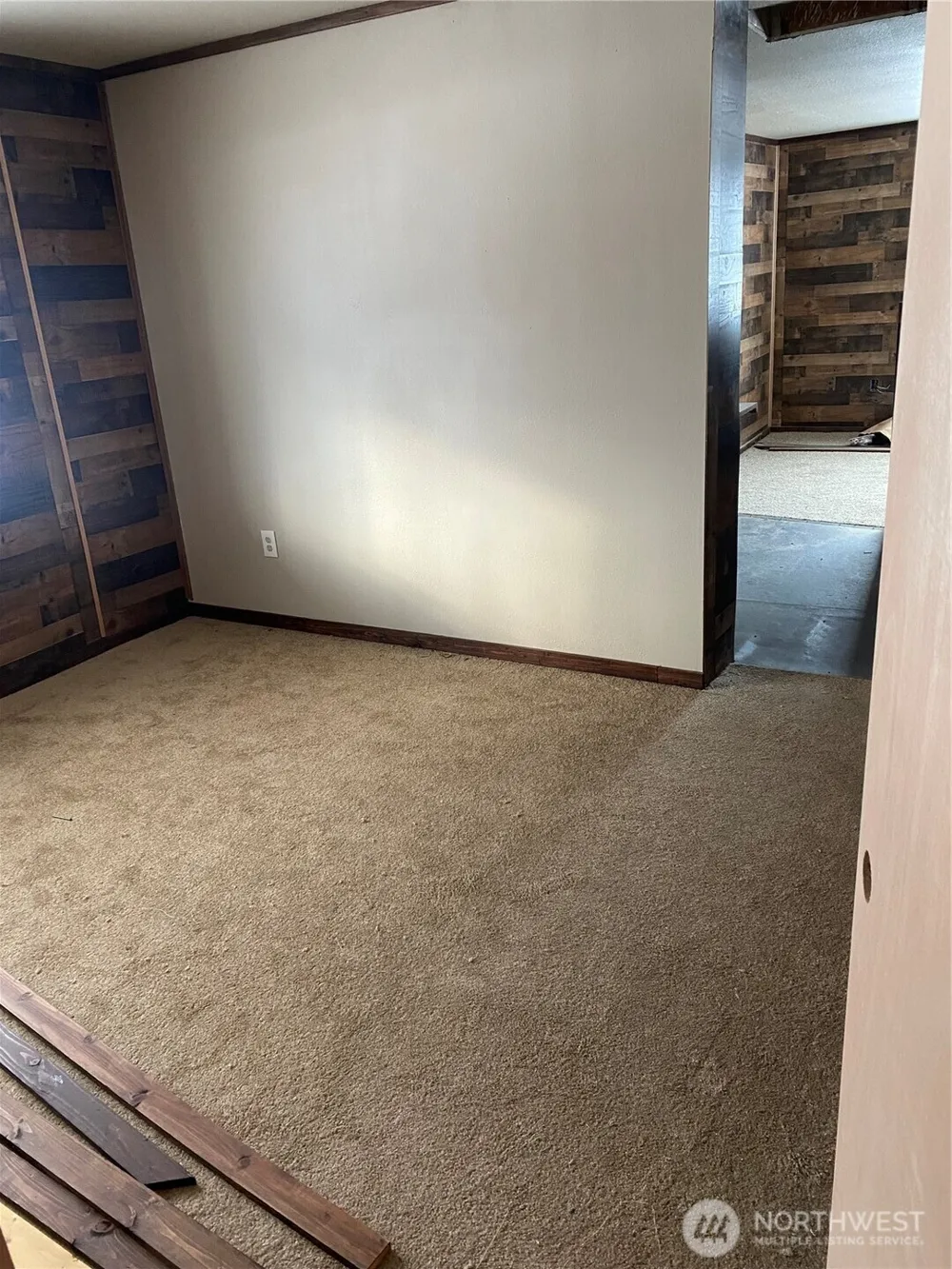 200 Watson Street NW Creston, WA 99117