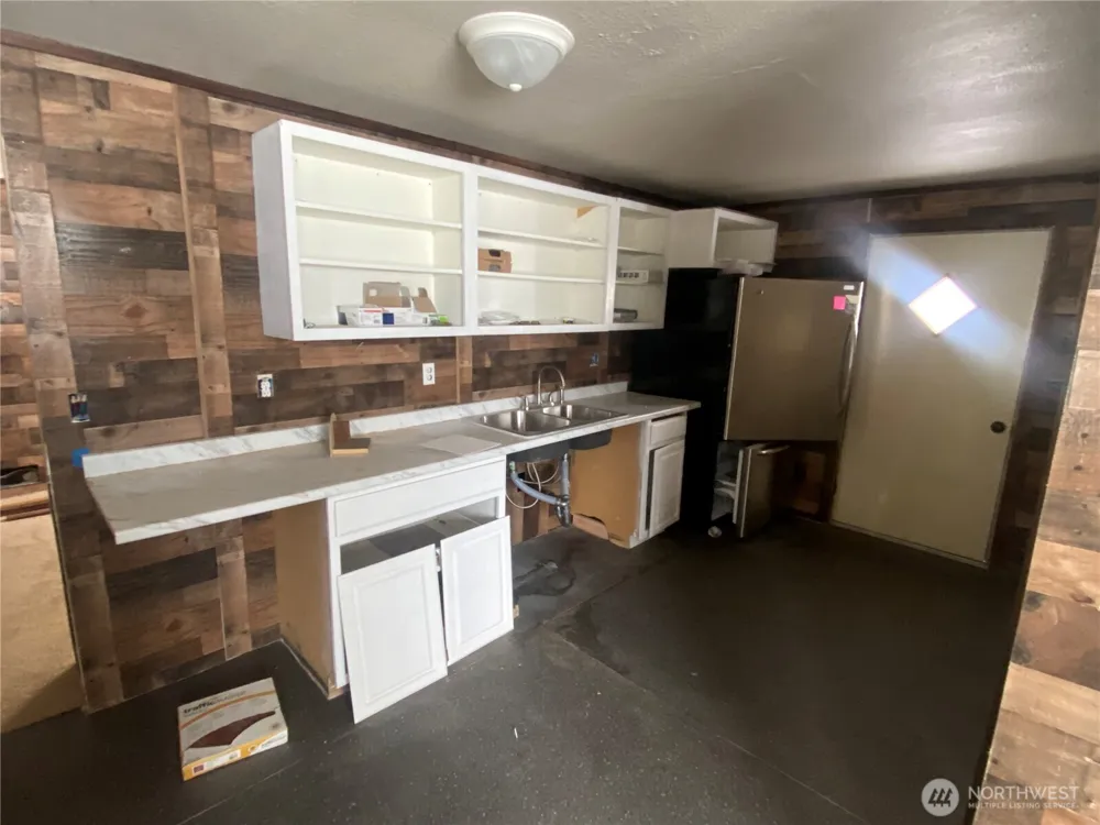200 Watson Street NW Creston, WA 99117