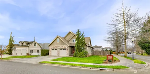 879 Bentgrass Way