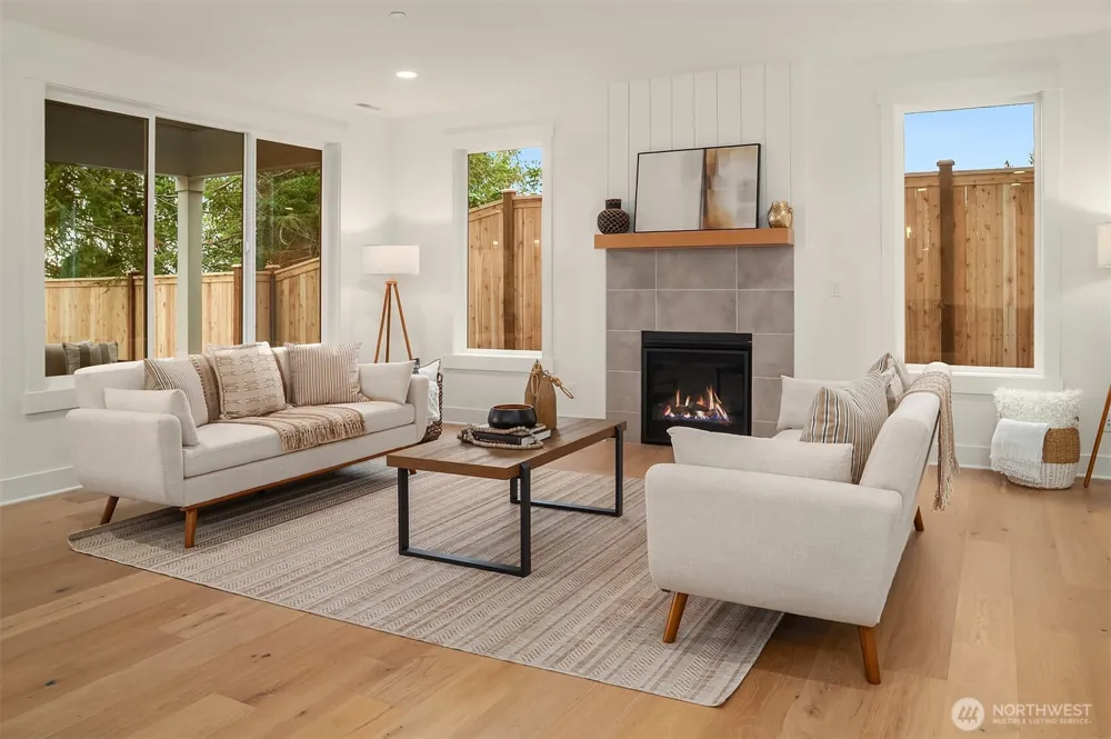 22212 98th Avenue W Edmonds, WA 98020