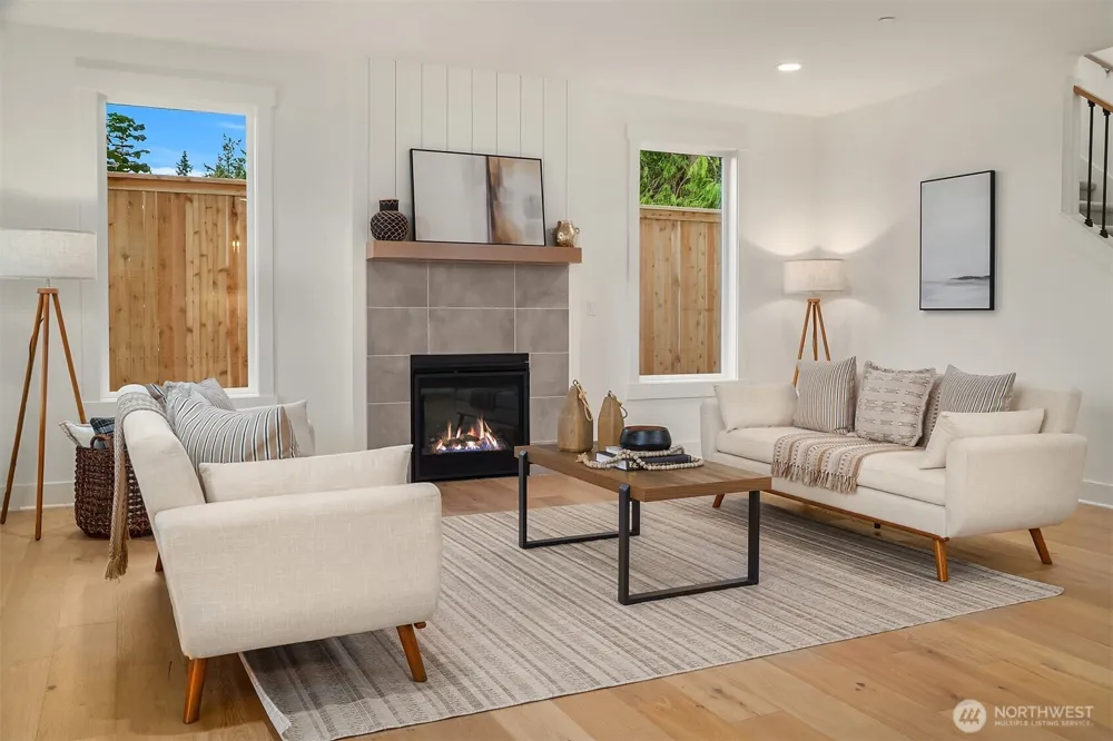 22212 98th Avenue W Edmonds, WA 98020
