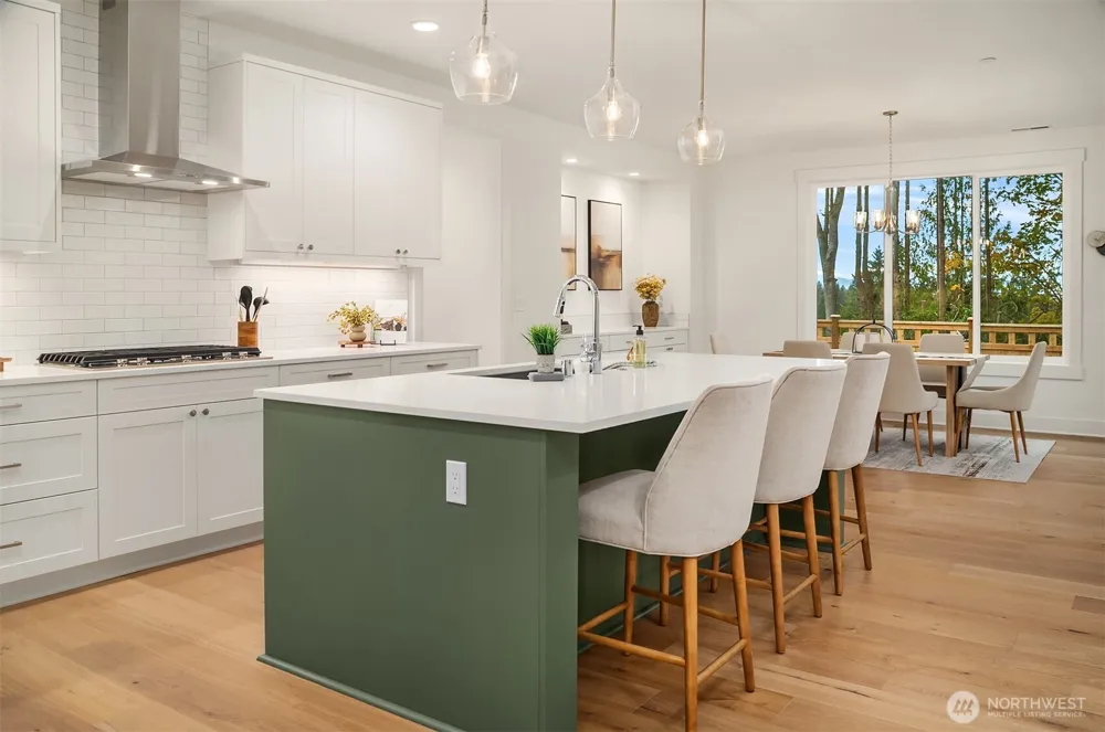 22212 98th Avenue W Edmonds, WA 98020