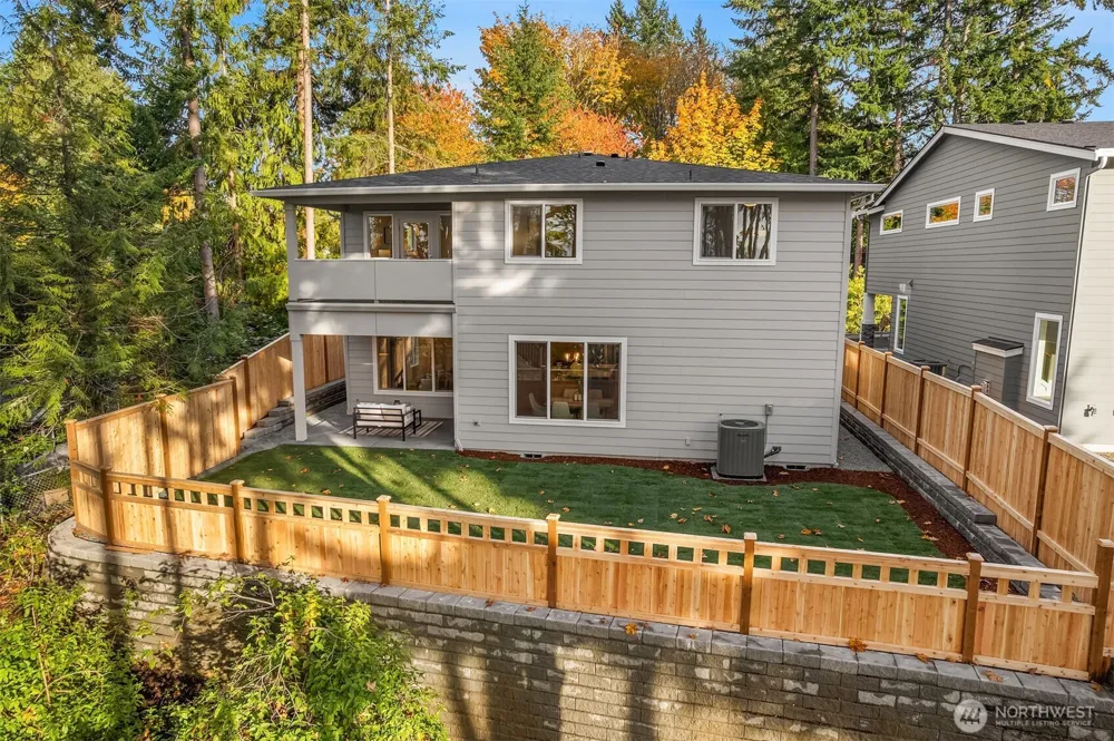 22212 98th Avenue W Edmonds, WA 98020