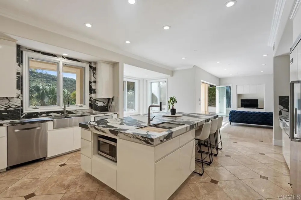 6773 Poco Lago Rancho Santa Fe, CA 92067
