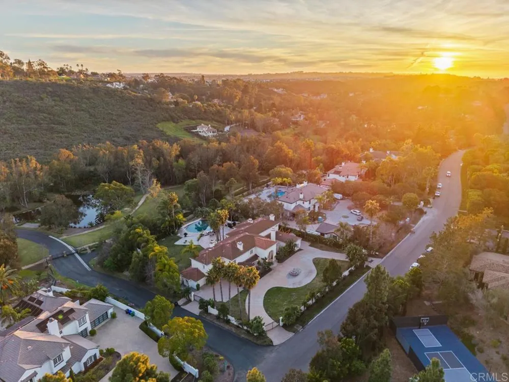 6773 Poco Lago Rancho Santa Fe, CA 92067