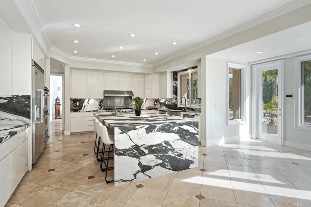6773 Poco Lago Rancho Santa Fe, CA 92067