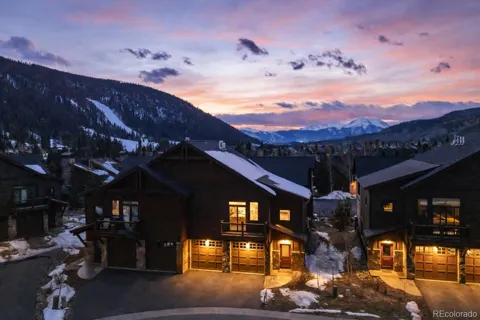 59 Erickson Loop