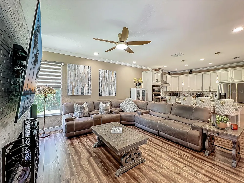 3008 SUTTON WOODS DRIVE Plant City, FL 33566