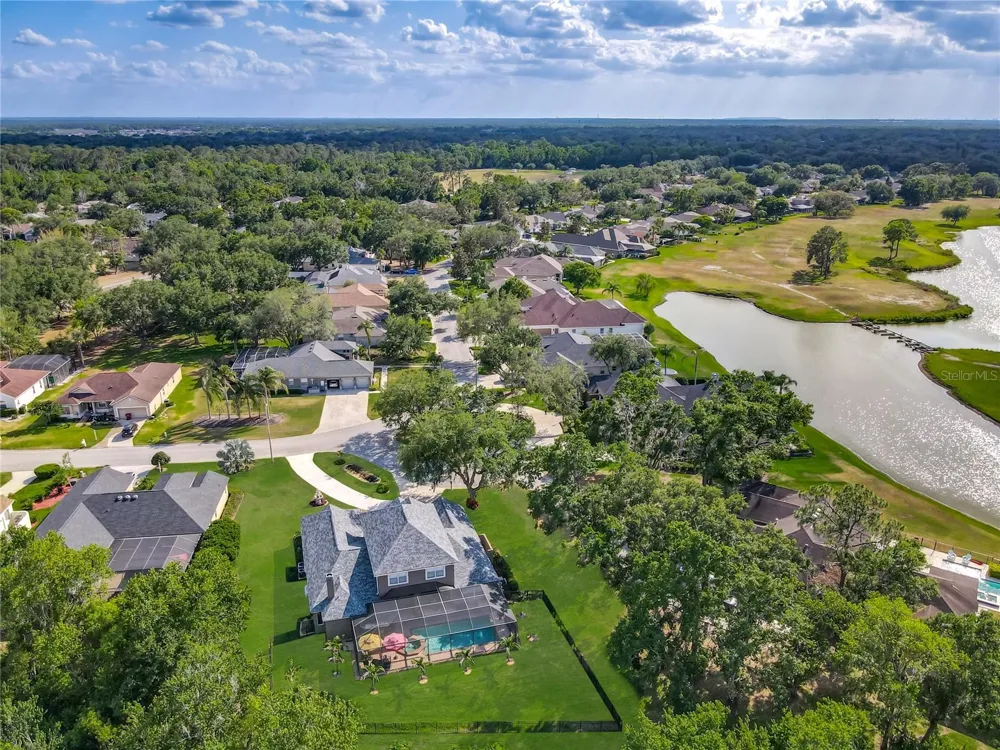 3008 SUTTON WOODS DRIVE Plant City, FL 33566
