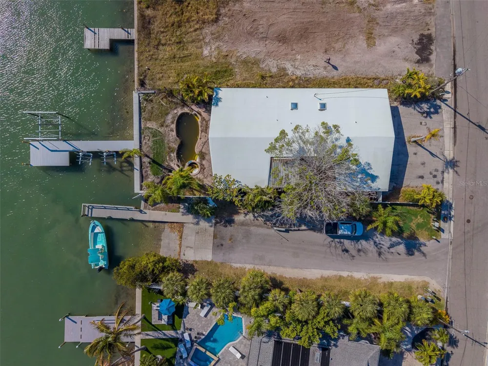 1217 BAY SHORE BOULEVARD Indian Rocks Beach, FL 33785