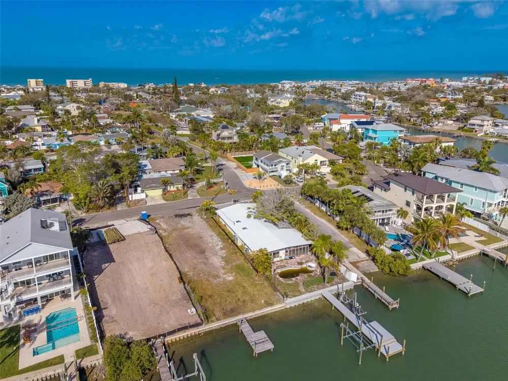 1217 BAY SHORE BOULEVARD Indian Rocks Beach, FL 33785