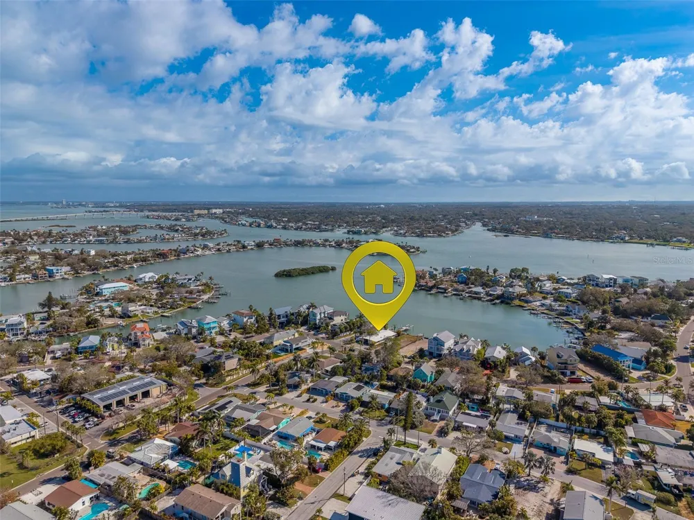 1217 BAY SHORE BOULEVARD Indian Rocks Beach, FL 33785