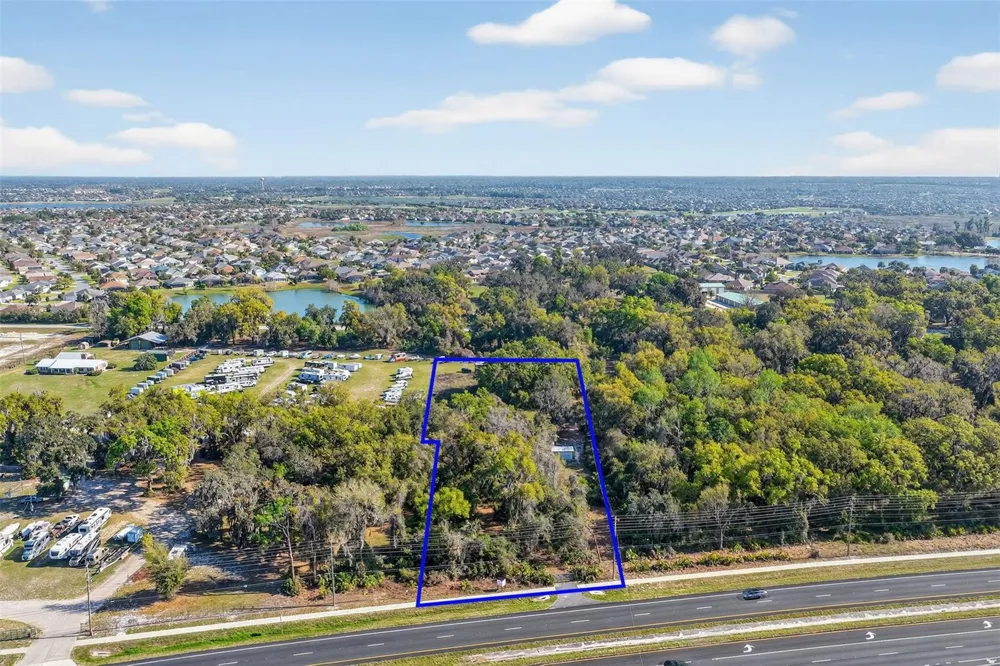 5932 E STATE ROAD 44 Wildwood, FL 34785