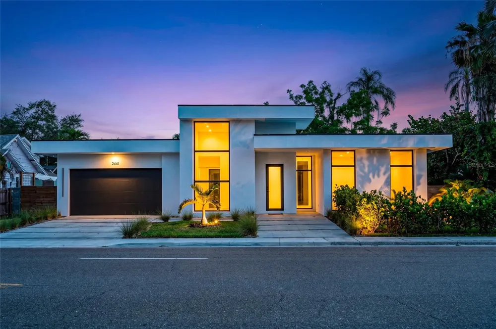 2441 WEBBER STREET Sarasota, FL 34239