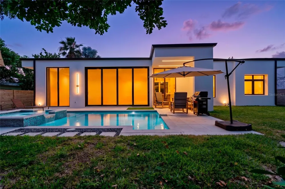 2441 WEBBER STREET Sarasota, FL 34239