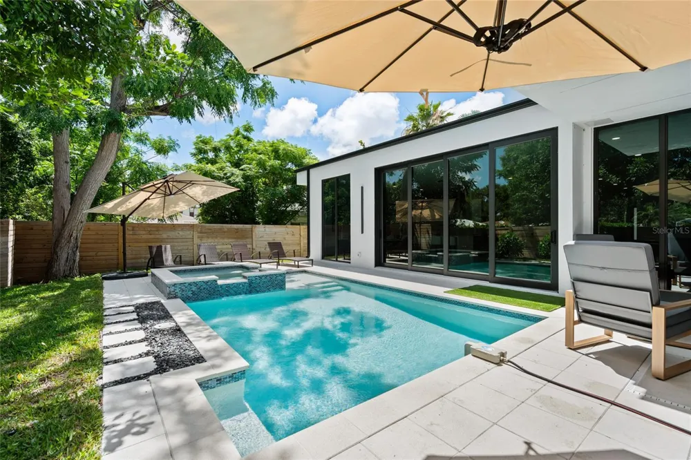 2441 WEBBER STREET Sarasota, FL 34239