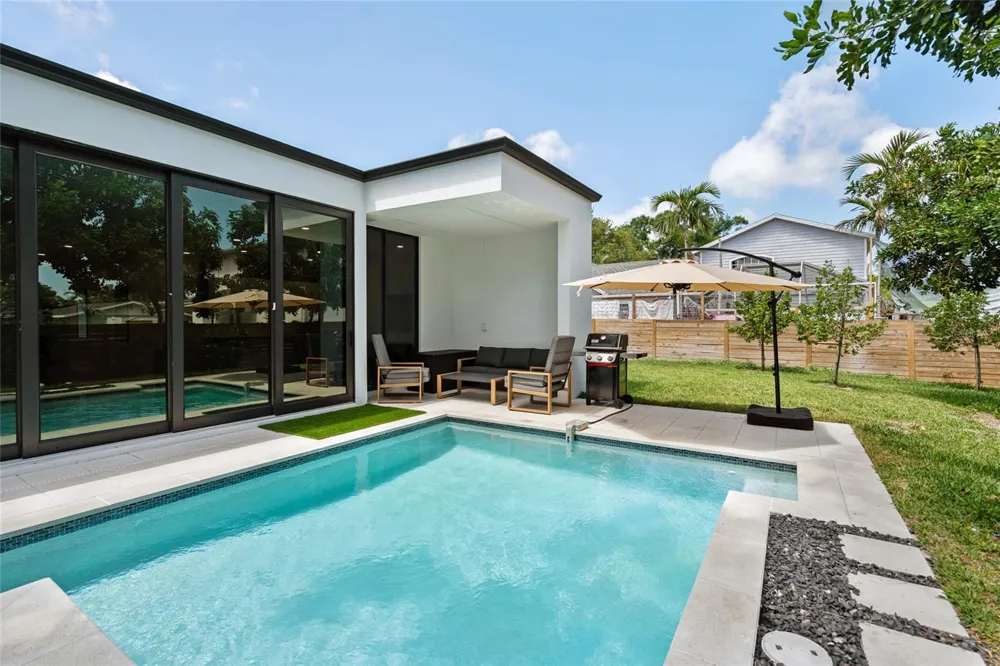 2441 WEBBER STREET Sarasota, FL 34239