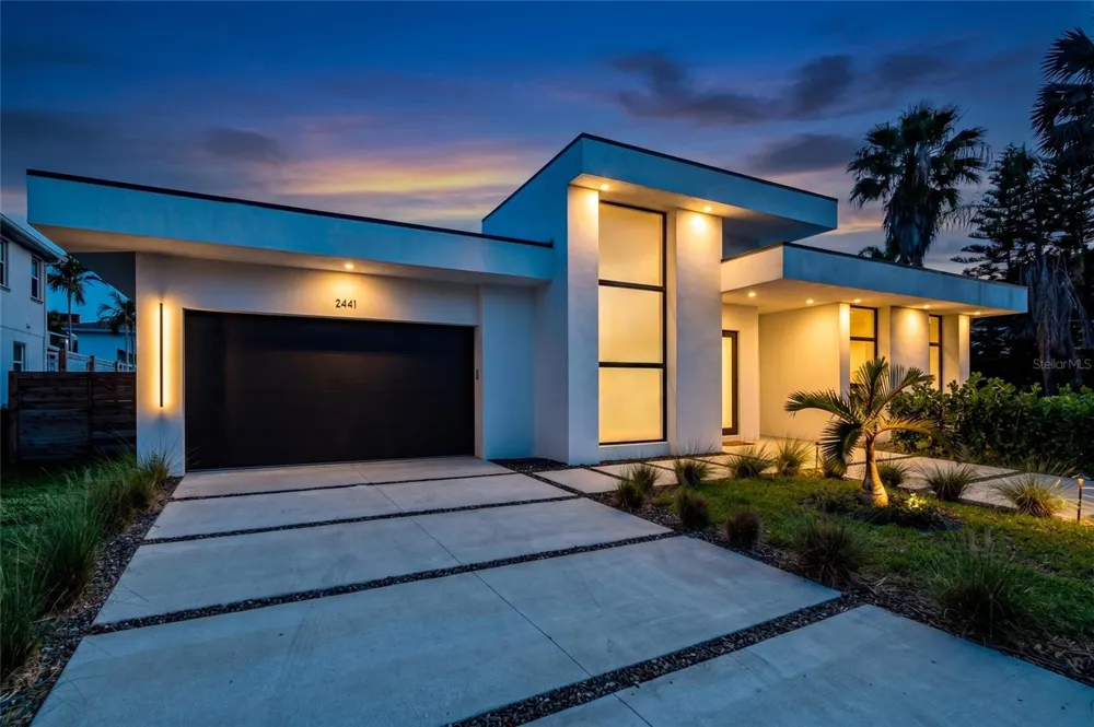2441 WEBBER STREET Sarasota, FL 34239