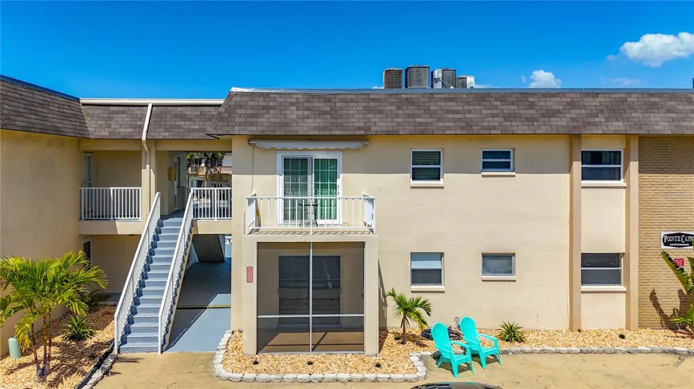 184 117TH AVENUE #2 Treasure Island, FL 33706