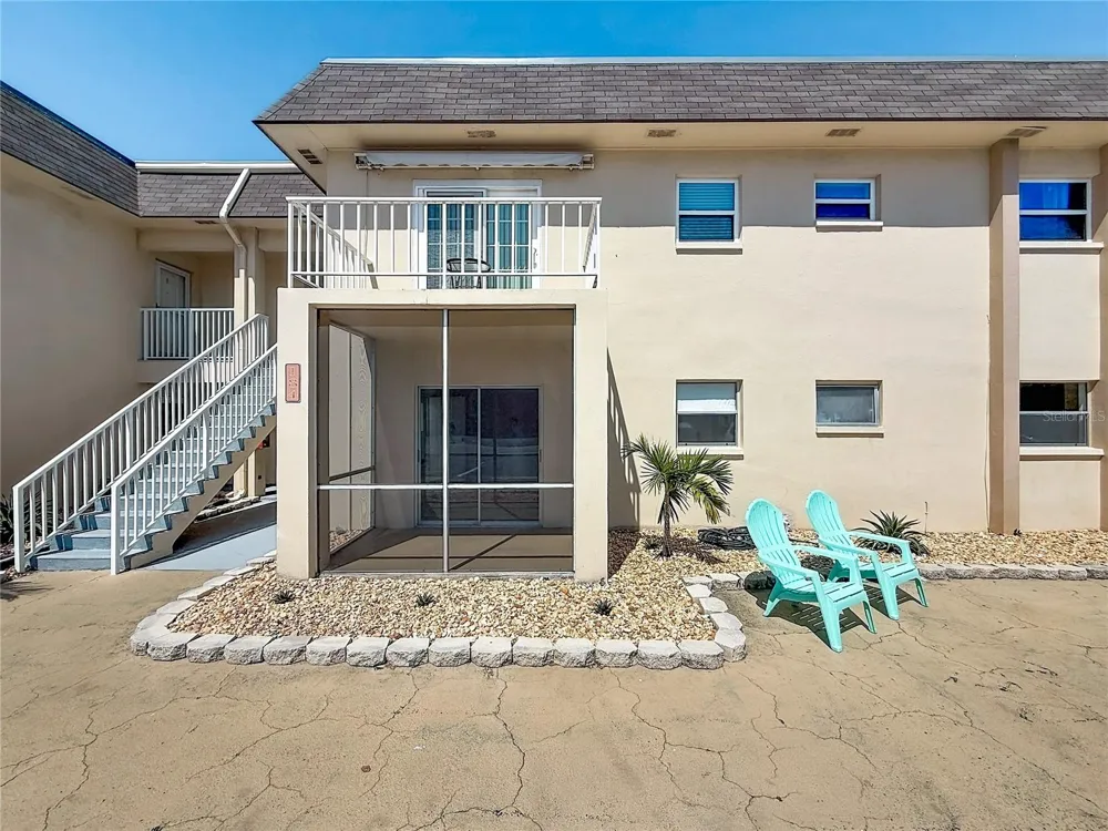 184 117TH AVENUE #2 Treasure Island, FL 33706