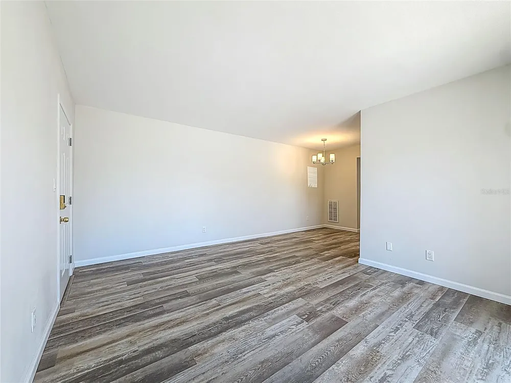 184 117TH AVENUE #2 Treasure Island, FL 33706