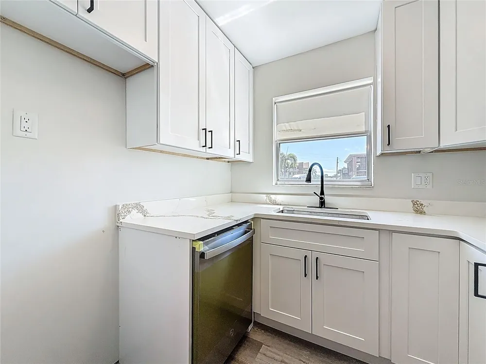 184 117TH AVENUE #2 Treasure Island, FL 33706