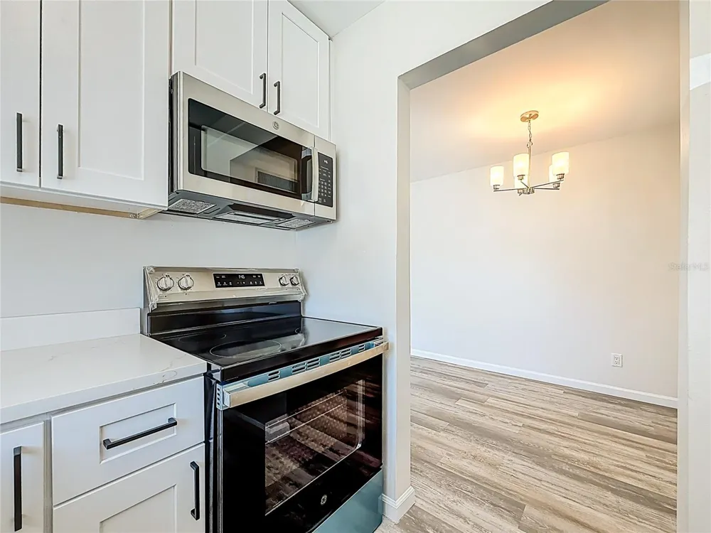 184 117TH AVENUE #2 Treasure Island, FL 33706