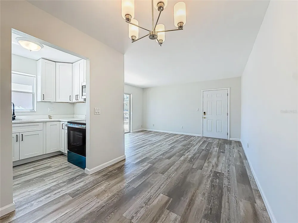 184 117TH AVENUE #2 Treasure Island, FL 33706