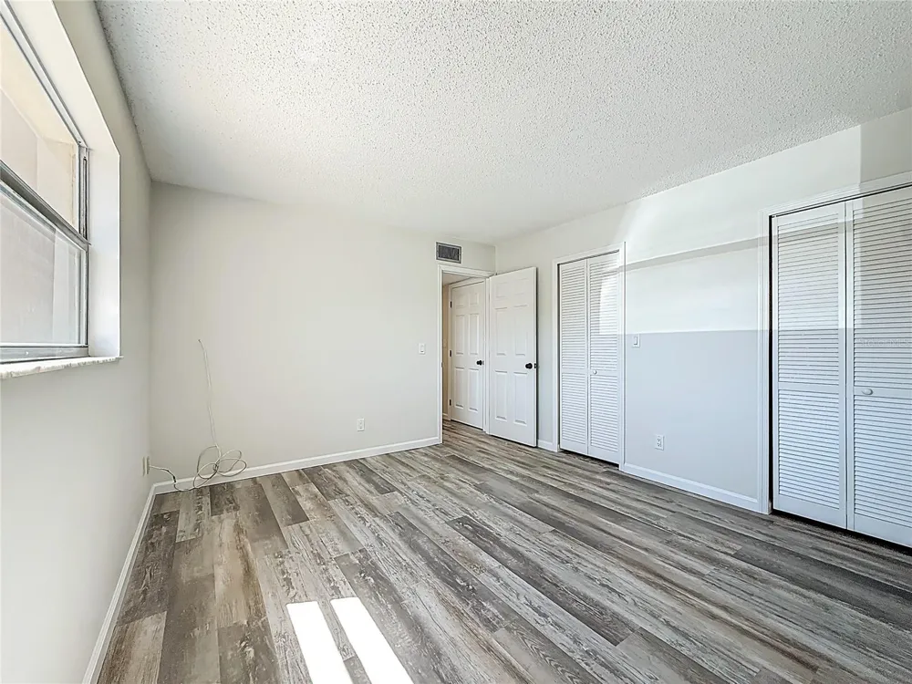 184 117TH AVENUE #2 Treasure Island, FL 33706
